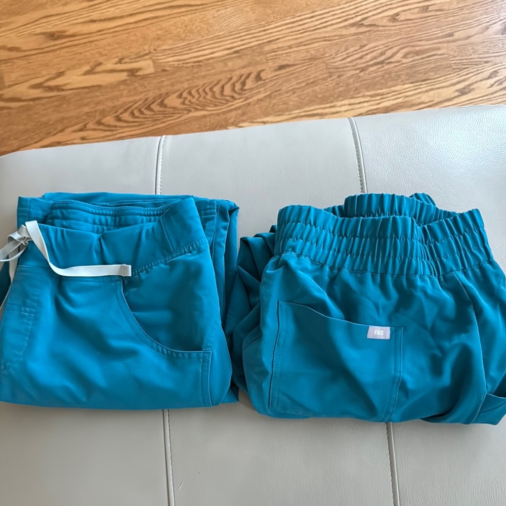 Figs scrub pants joggers size medium Caribbean blue